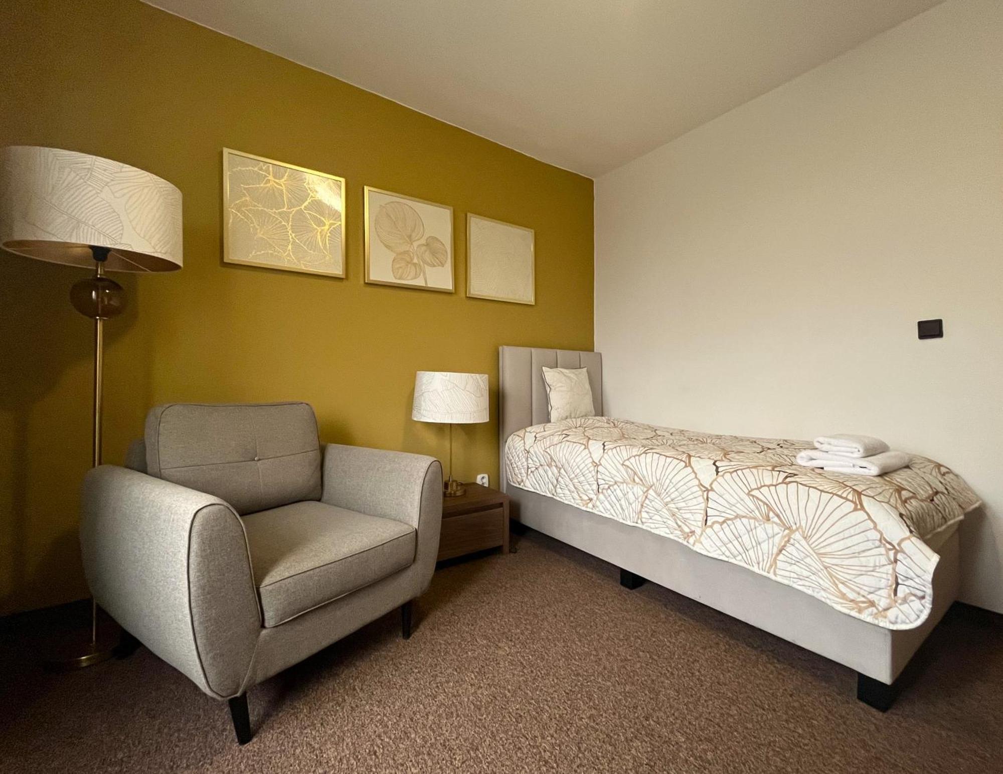 Hotel Zlaty Byk ริมาวสกา ซอบอตา ภายนอก รูปภาพ