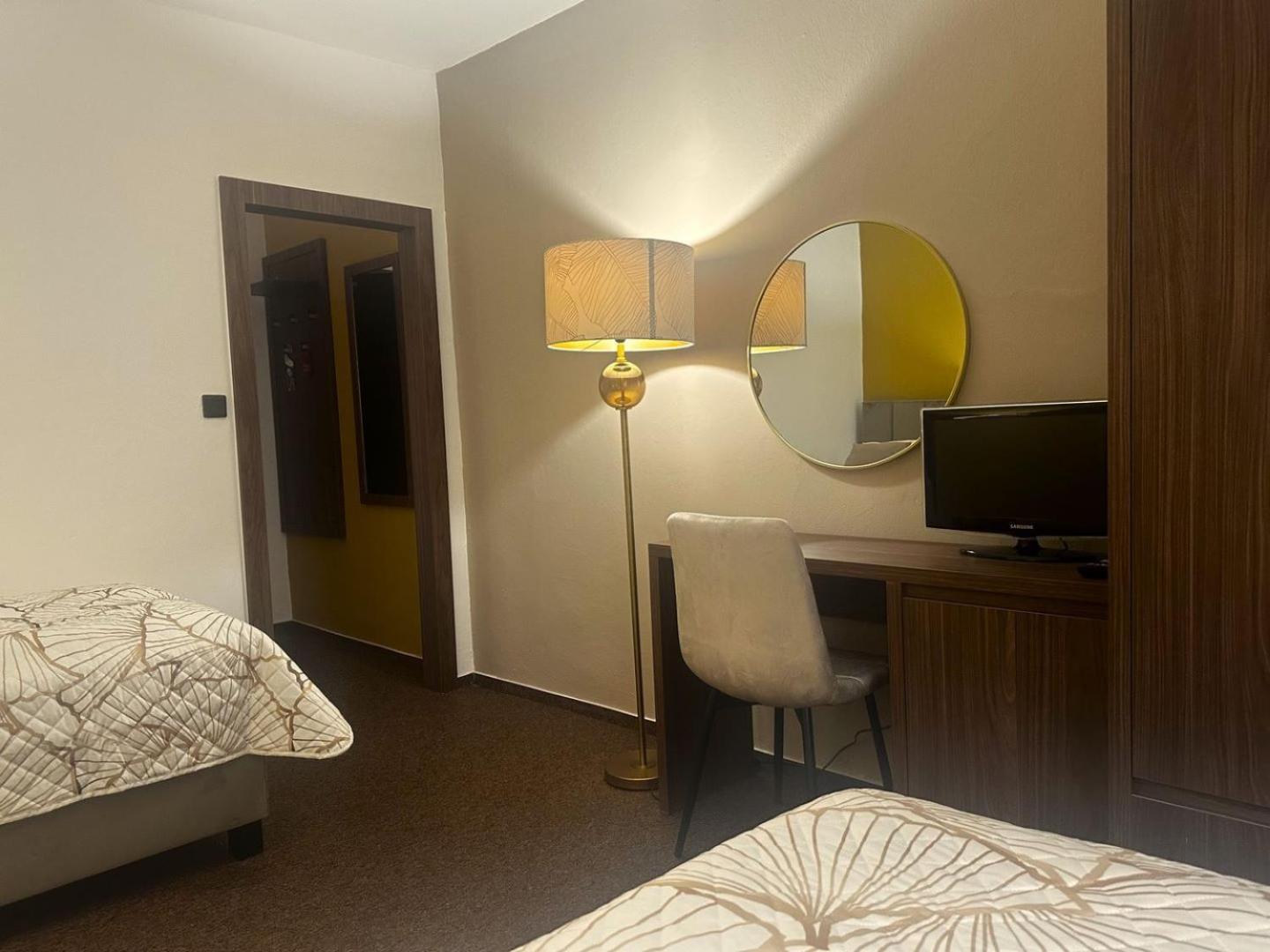 Hotel Zlaty Byk ริมาวสกา ซอบอตา ภายนอก รูปภาพ
